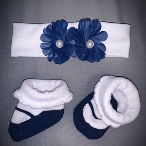 Baby booties and headband set